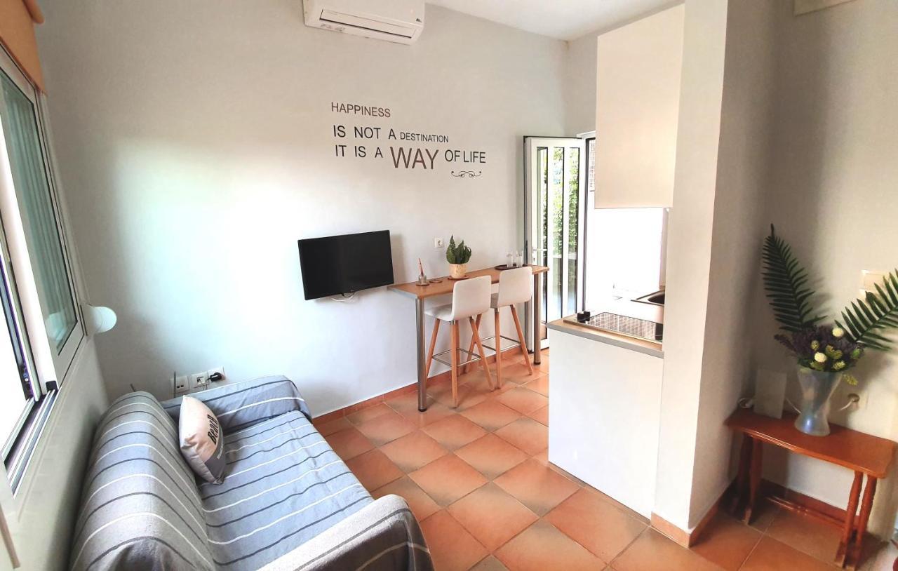 Cozy Seaside Studio In Lemos Vouliagmenis Athen Eksteriør bilde